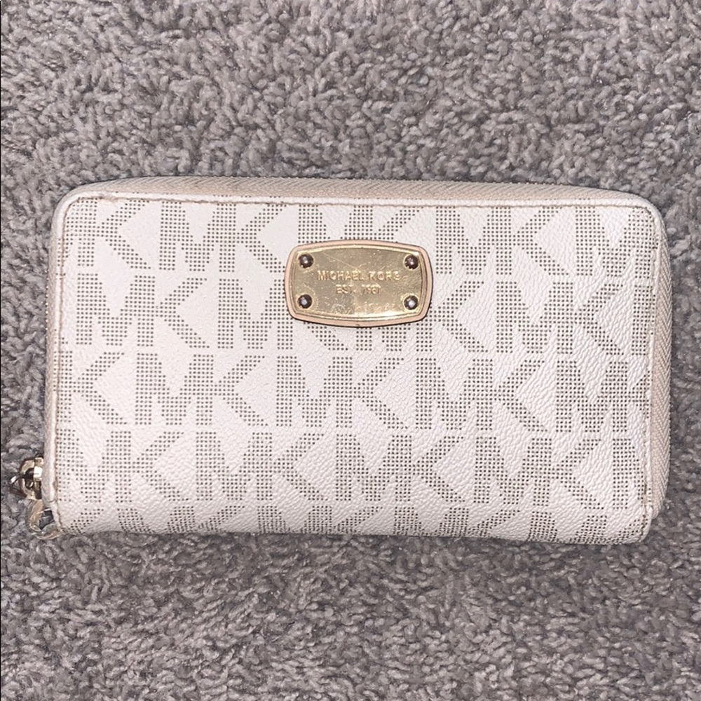 Michael Kors Wallet/Clutch